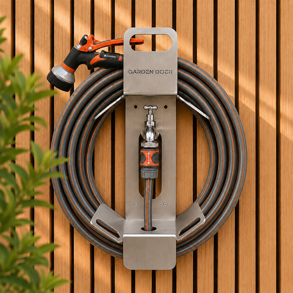 Garden Dock | Design Gartenschlauchhalter aus Edelstahl