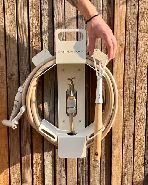 Garden Dock | Designer Garden Hose Holder made of Stainless Steel